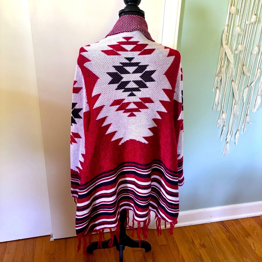 Cardigan fringed Red and White Geometric Pattern Sweater